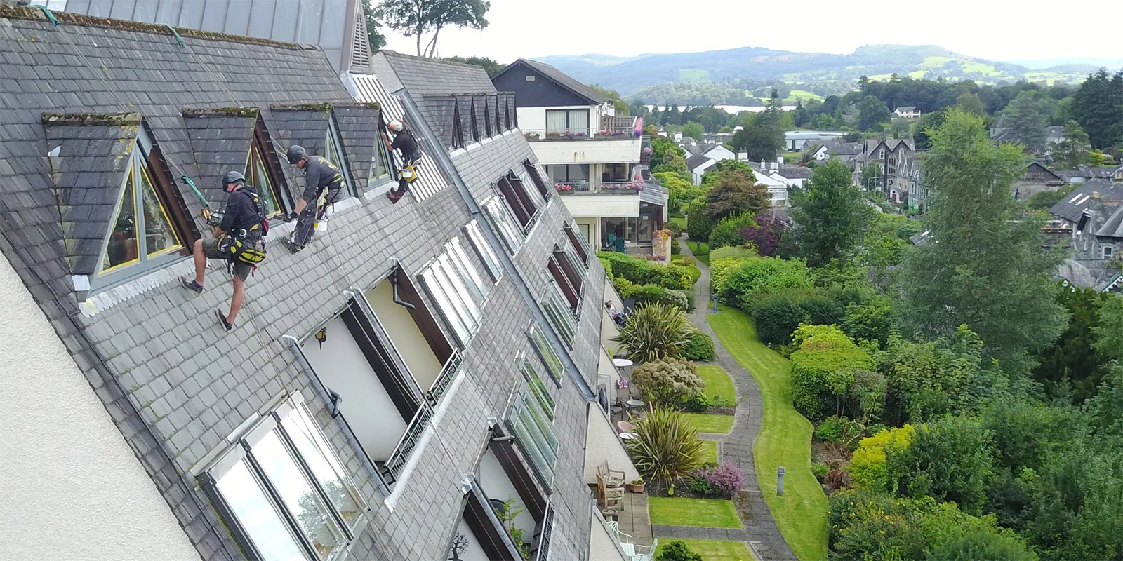 Cleaning windows